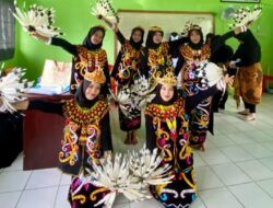 KEYSHA ALMAHYRA SHATLETTA TAMPIL MEMUKAU DI UJIAN SENI DAN BUDAYA MTsN MALINAU